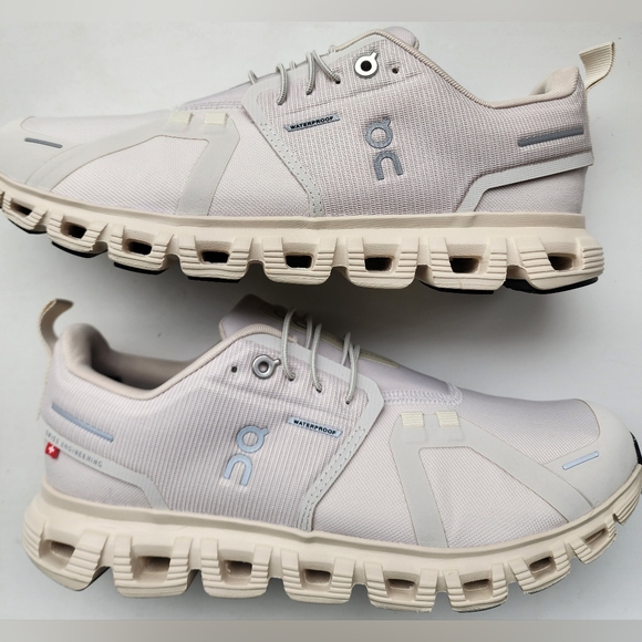 Size 9 - Women's ON CLOUD 6 WATERPROOF Pearl/Cream - Picture 6 of 16